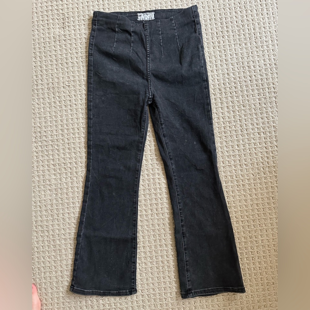 Free People Crop Flare Denim in Black, size 26